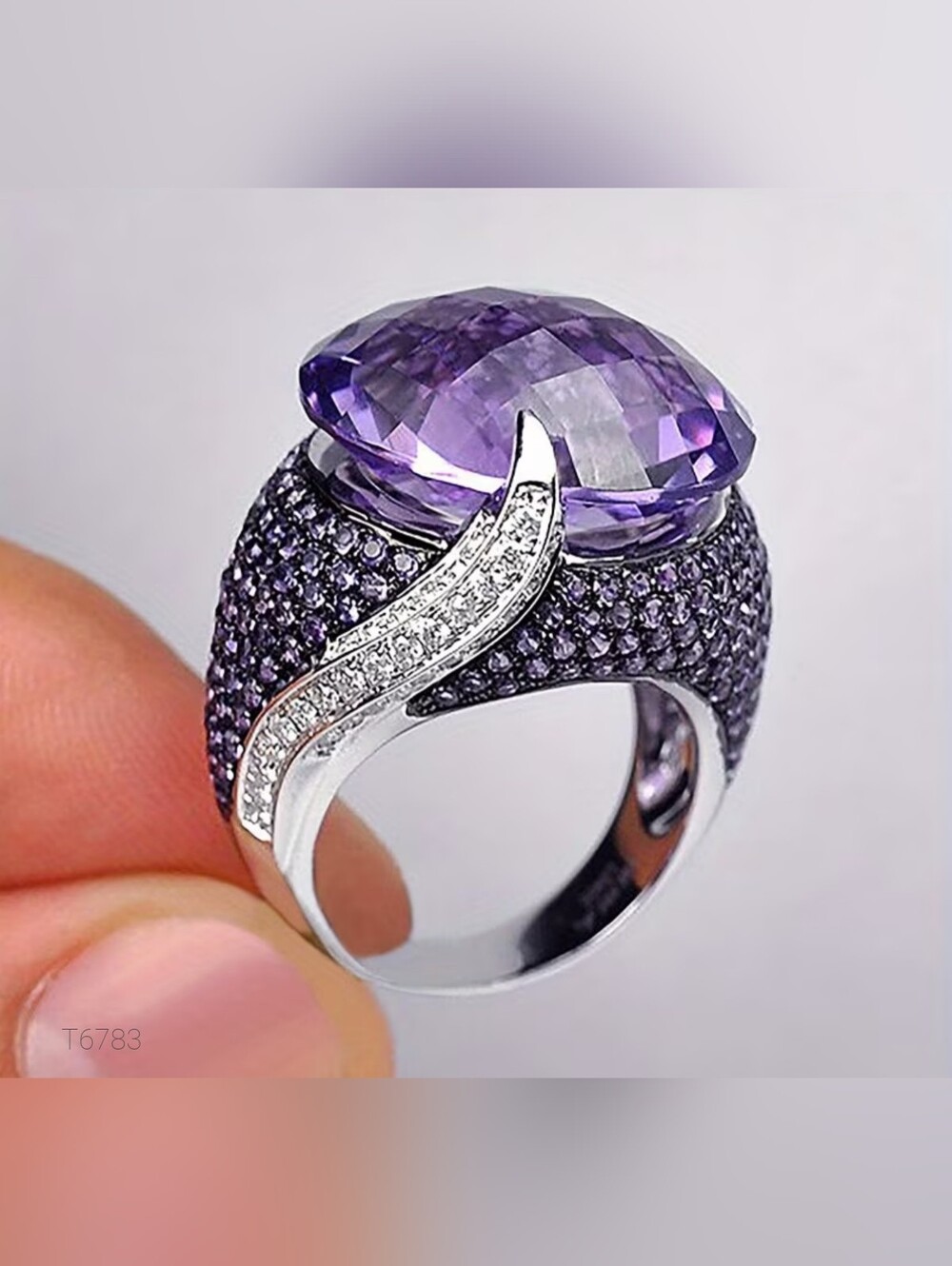 Two tone Amethyst cocktail ring, Sz.10. 925 SS